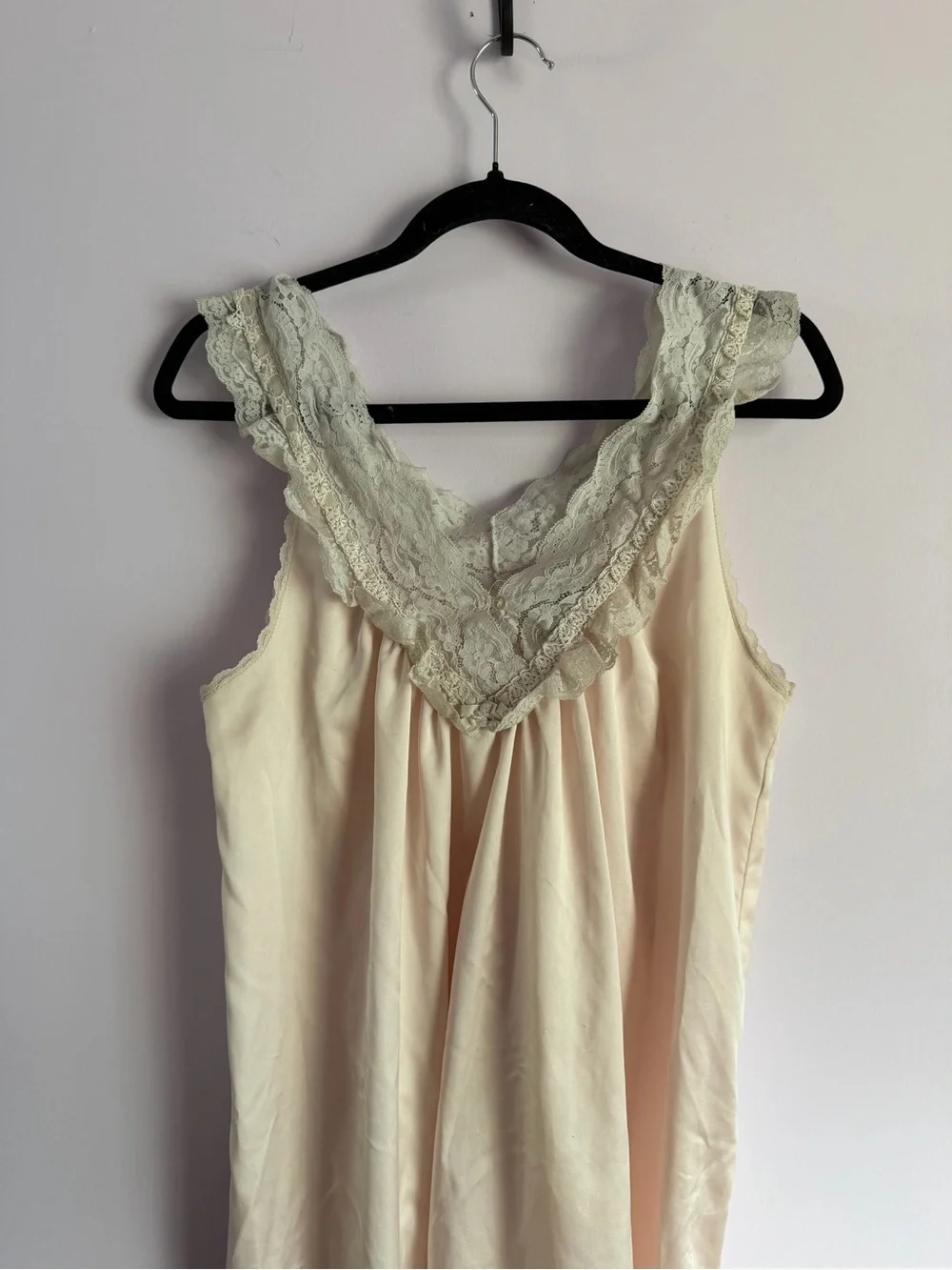 Christian Dior Vintage Pastel Peach Pink Lace Trim Ivory Sleep Chemise Nightgown